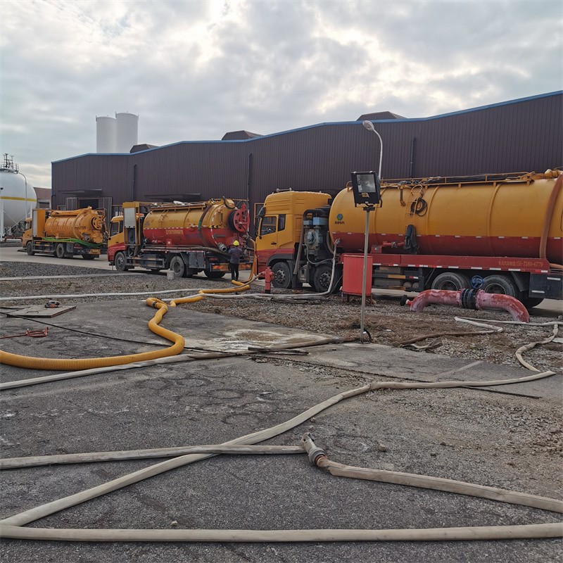 岱山污水池清理